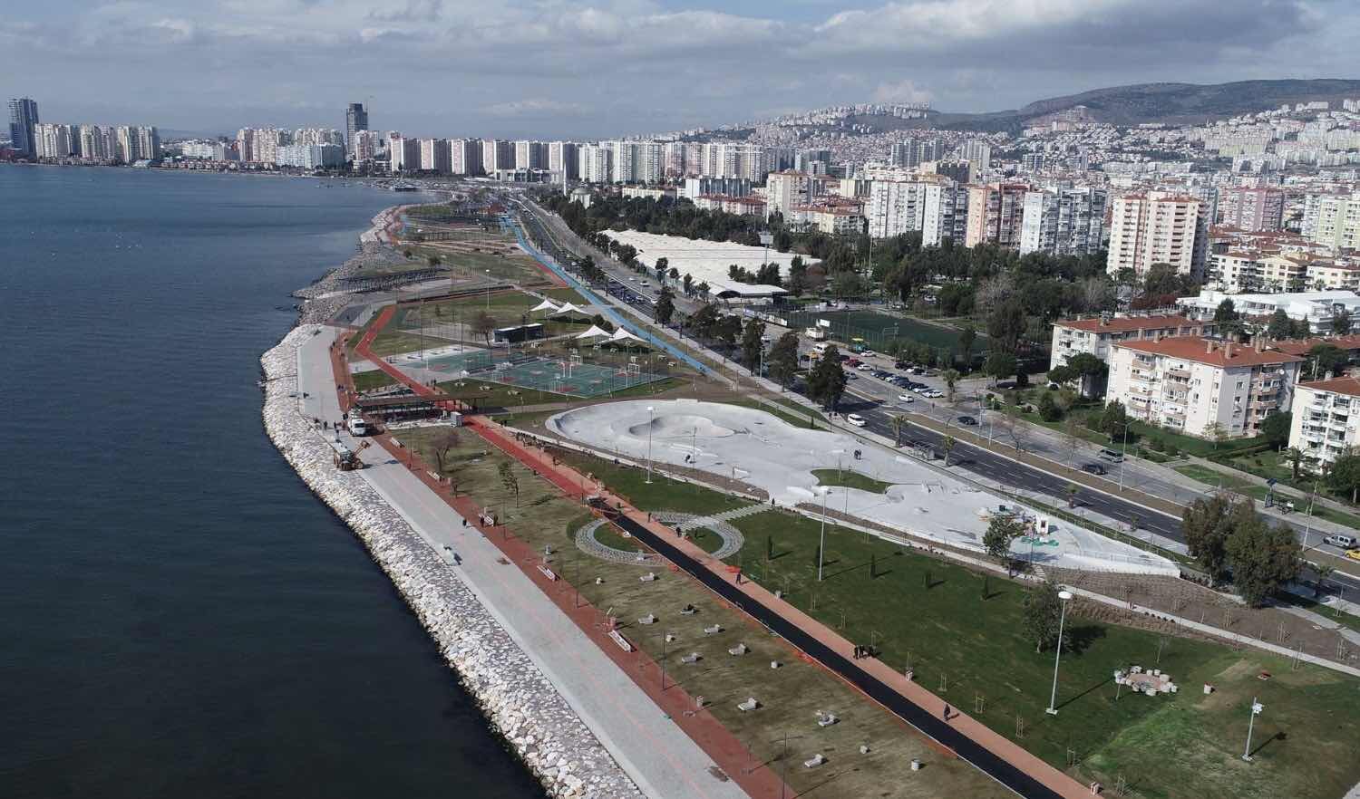 Izmir Yasanir Ilceleri