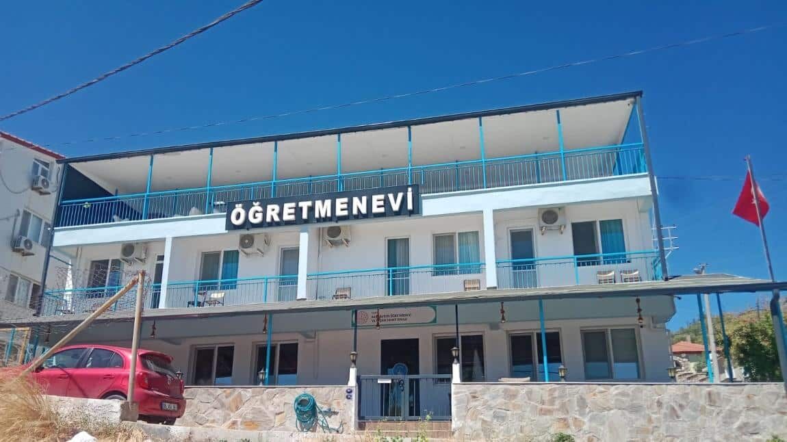 İzmir Karaburun Öğretmenevi