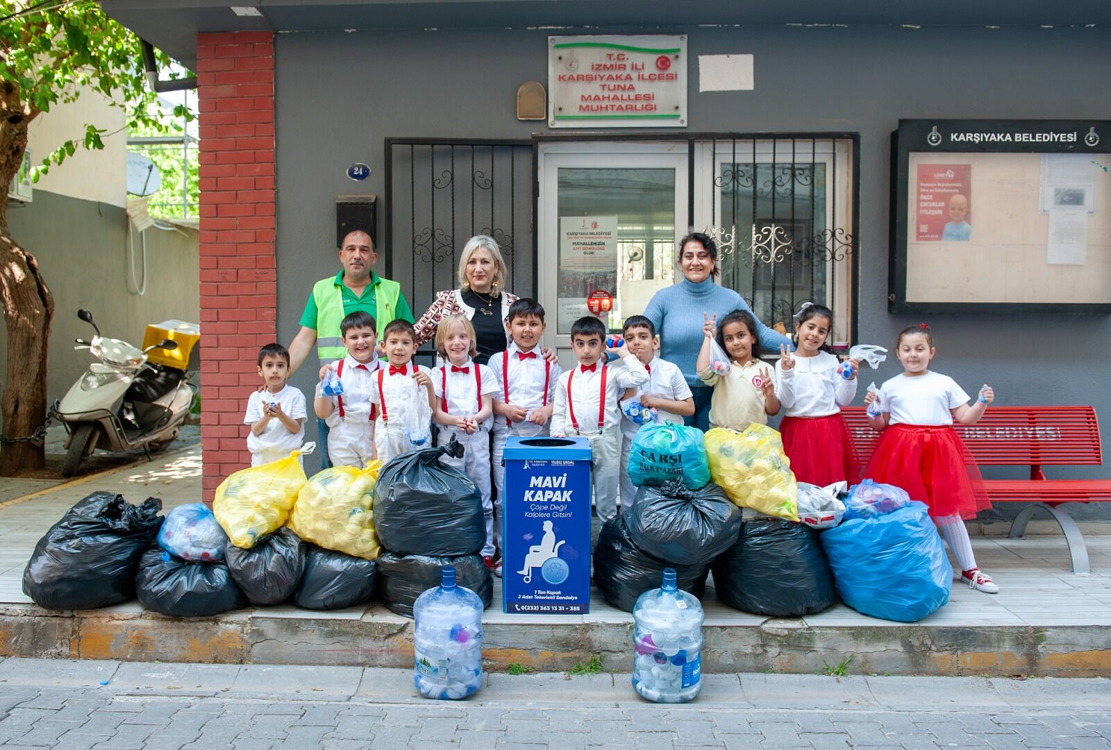 Karşıyaka (3) Mavi Kapak