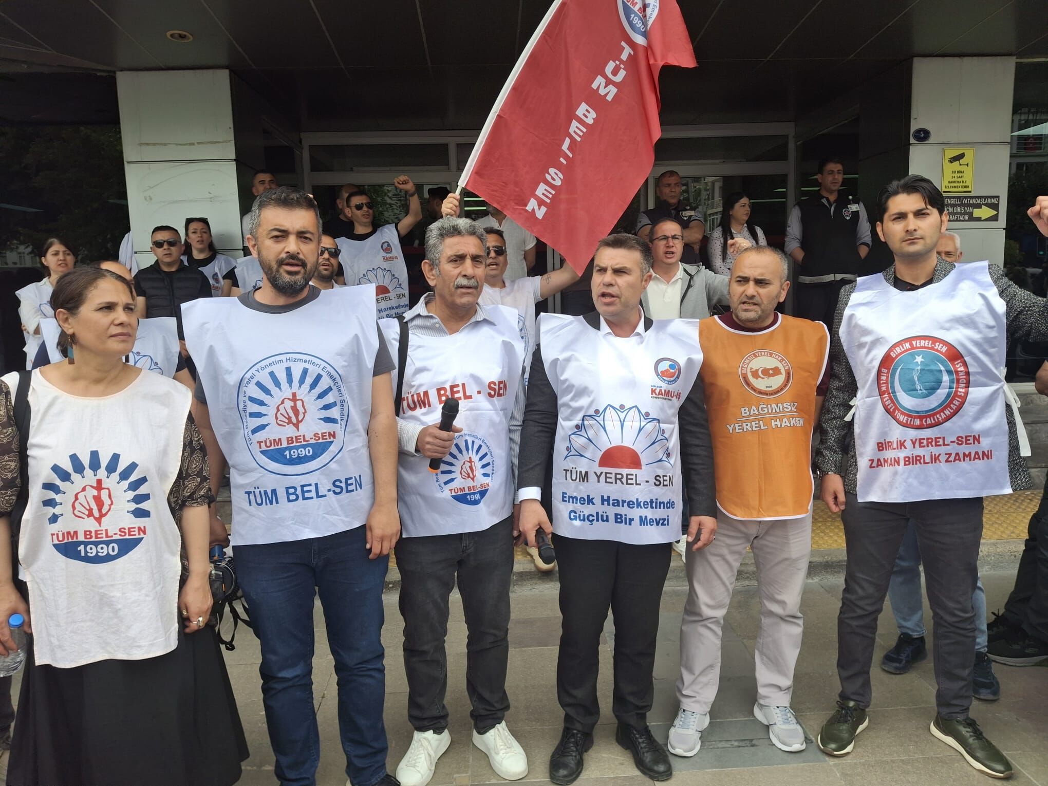 Karşıyaka Memur 8 Mayıs (1)