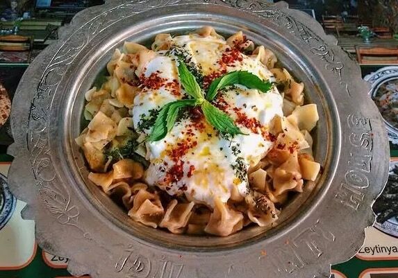 Manti Yemek