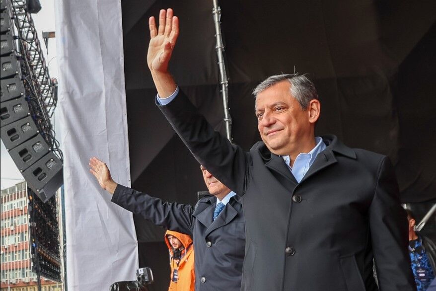 Özgür Özel