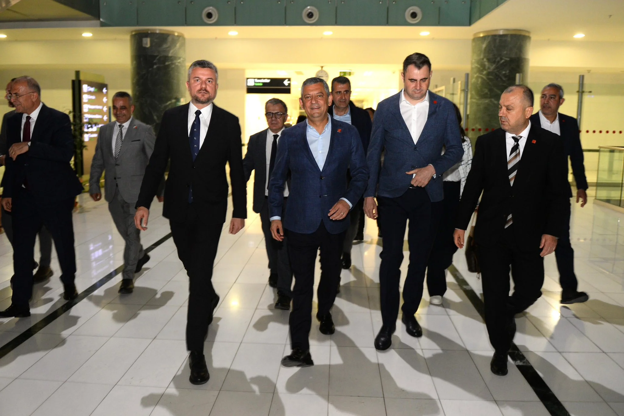Özgür Özel Izmir Programıı