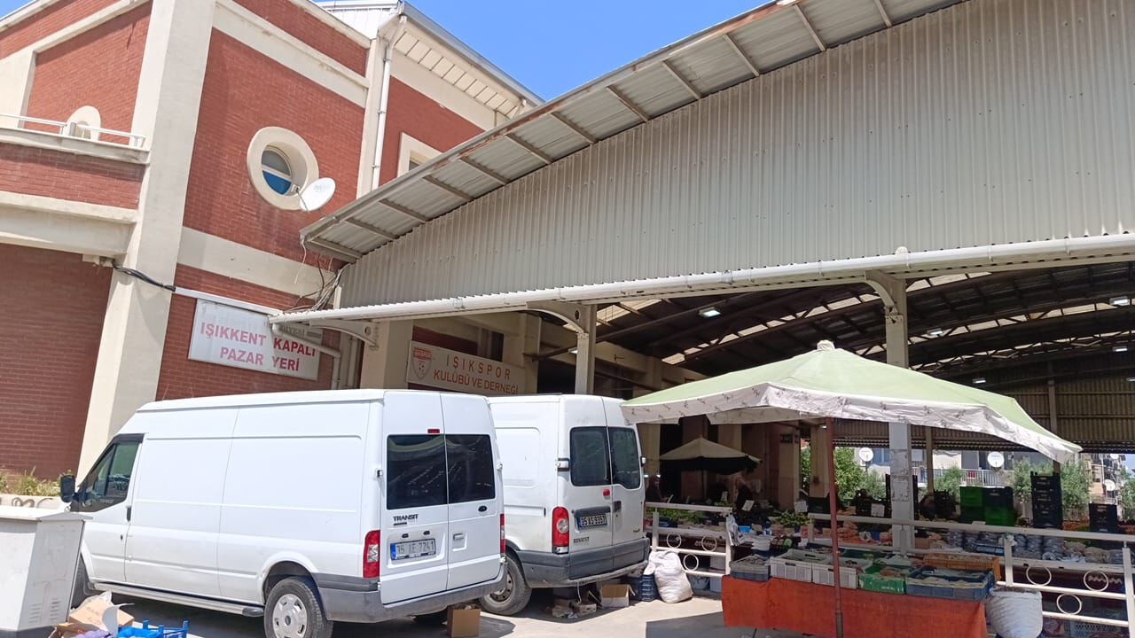 Pazaryerinde Mikrop Yuvası (1)