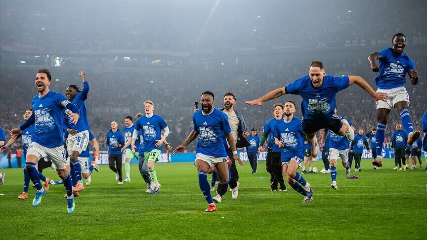 Schalke 04 yeniden Bundesliga'da