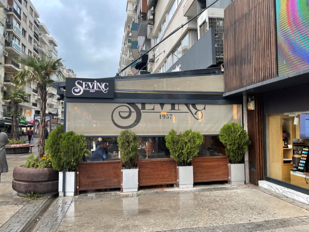 Sevinc Pastanesi Izmir
