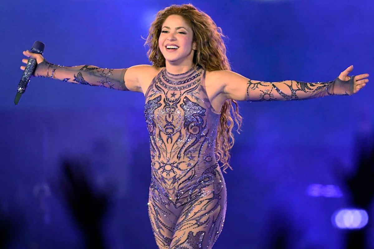 Shakira Bombayi Patlatti Iste Dunya Kupasinin 9Ae2F3De2B Amp