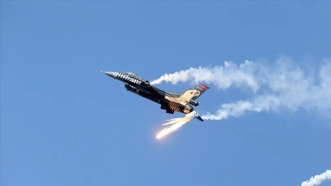 Soloturk Bayram Gosterisi