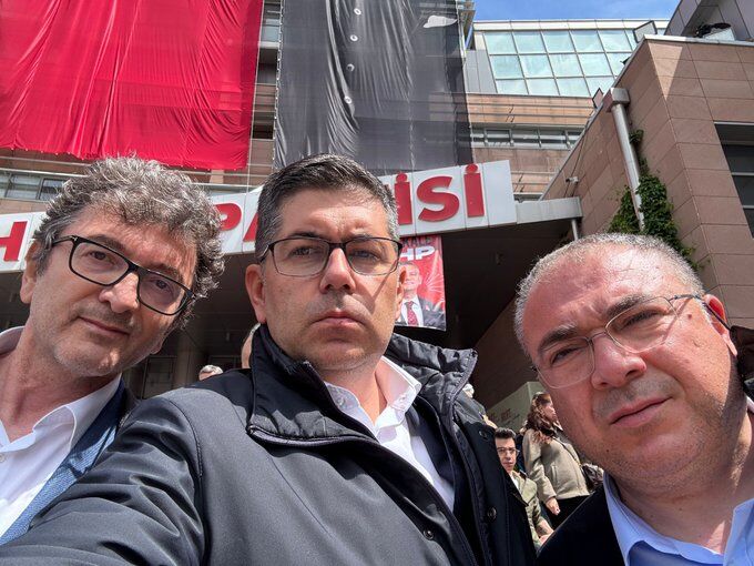 Genel Merkez önünde nöbet sürüyor