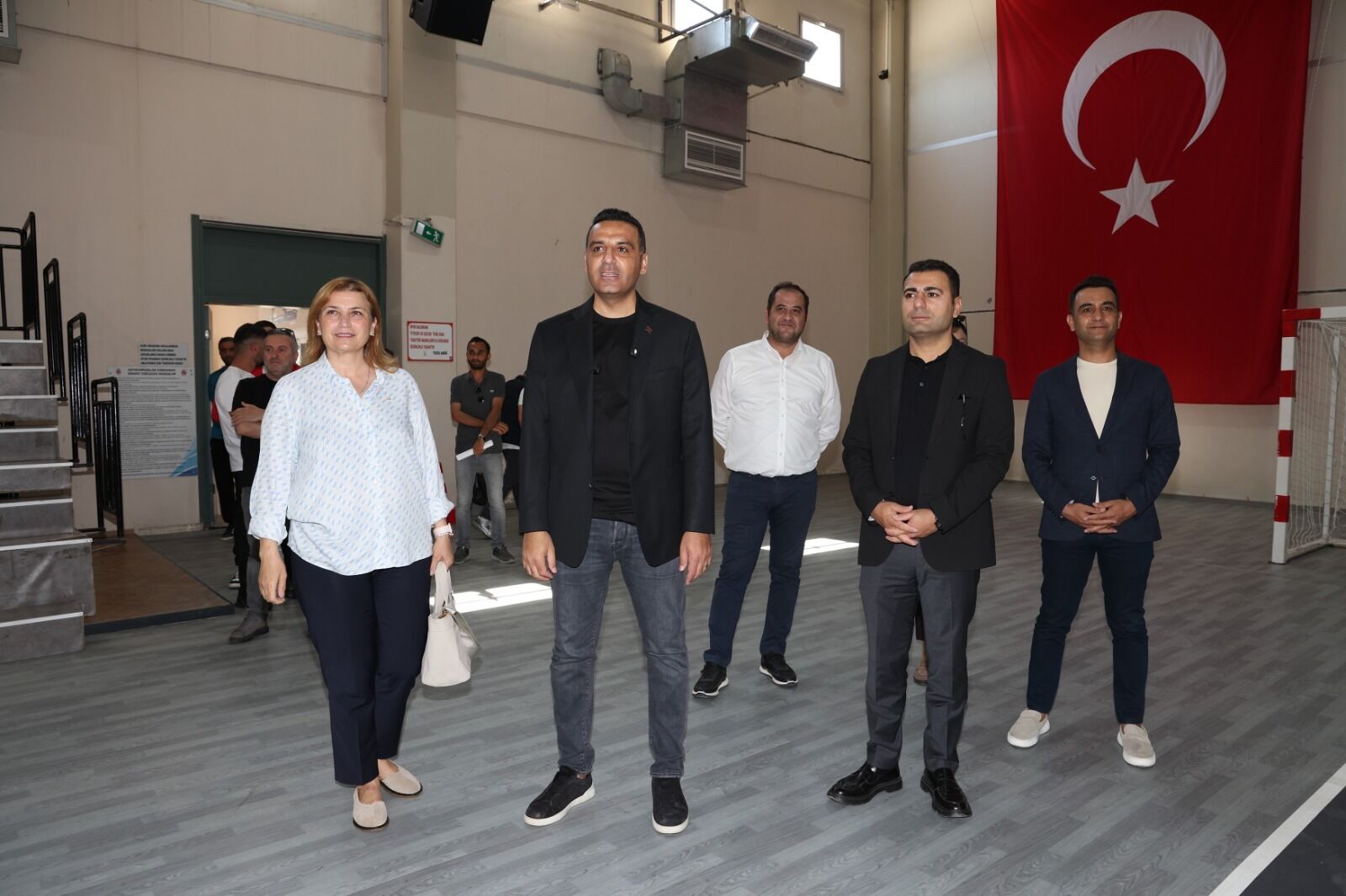 0Hem gençlere modern zemin hem velilere konfor