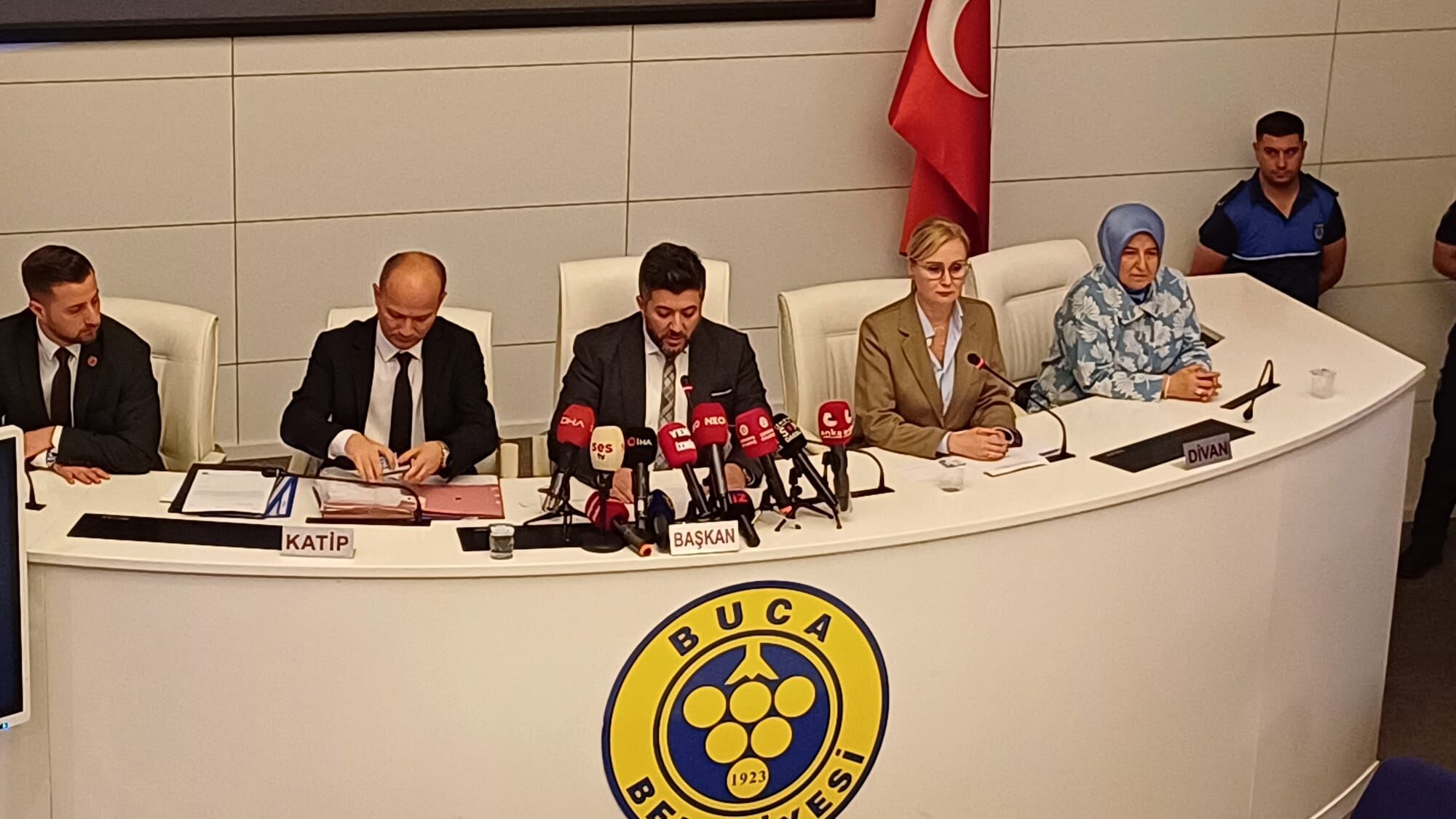 Buca Sandık 12