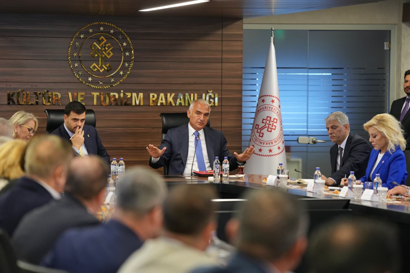 Hedef 12 ay turizm: "Çevre dengesi kırmızı çizgimiz"