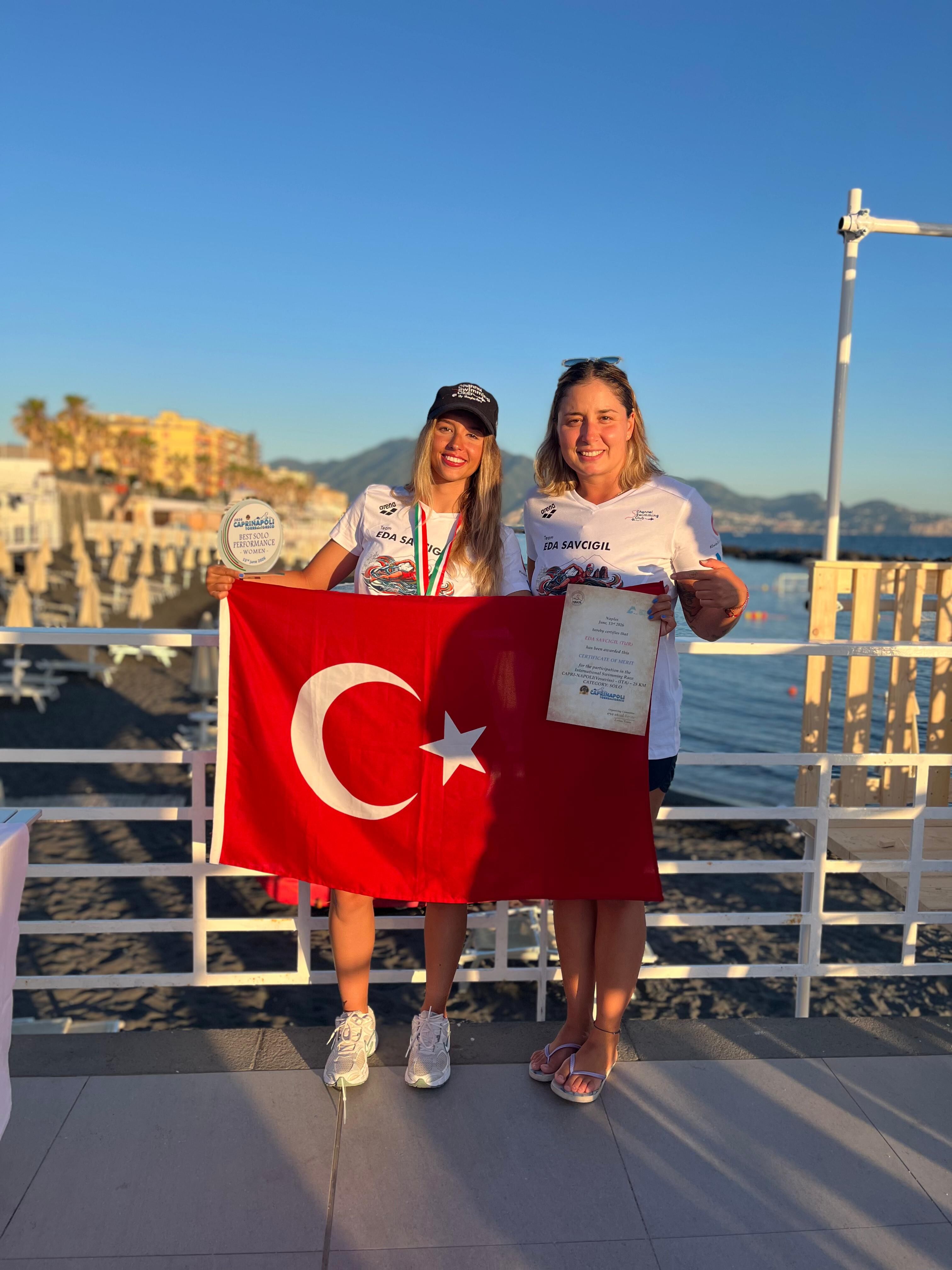 Eda Savcıgilllllllllll-1