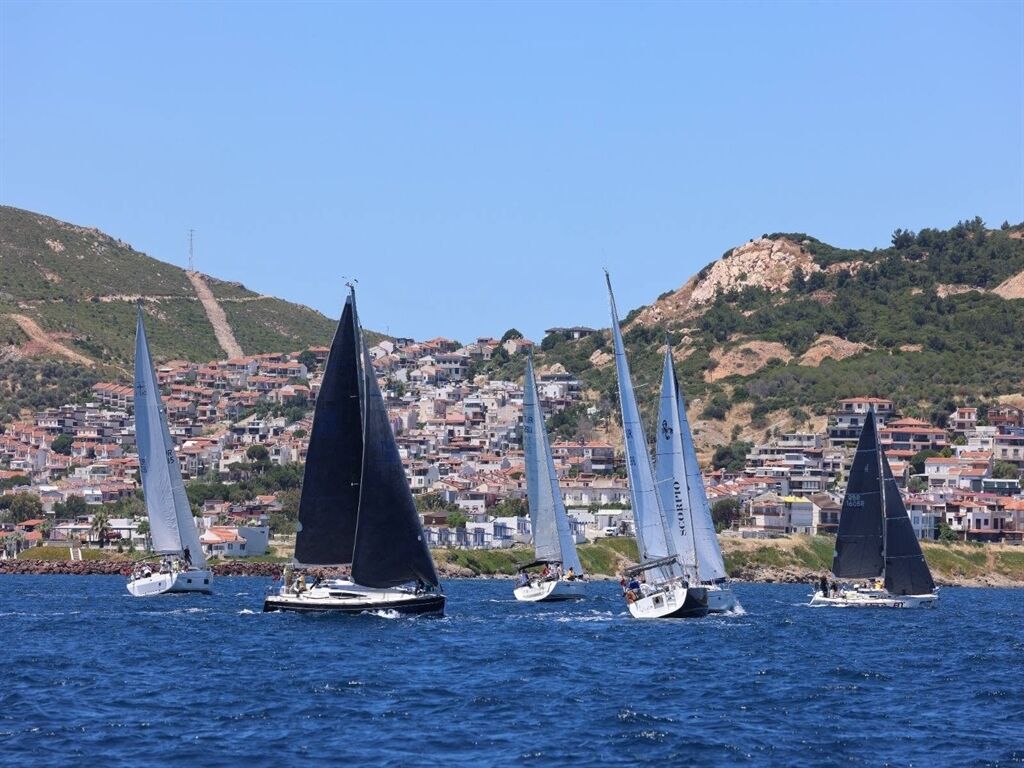 Foça Yelken 4