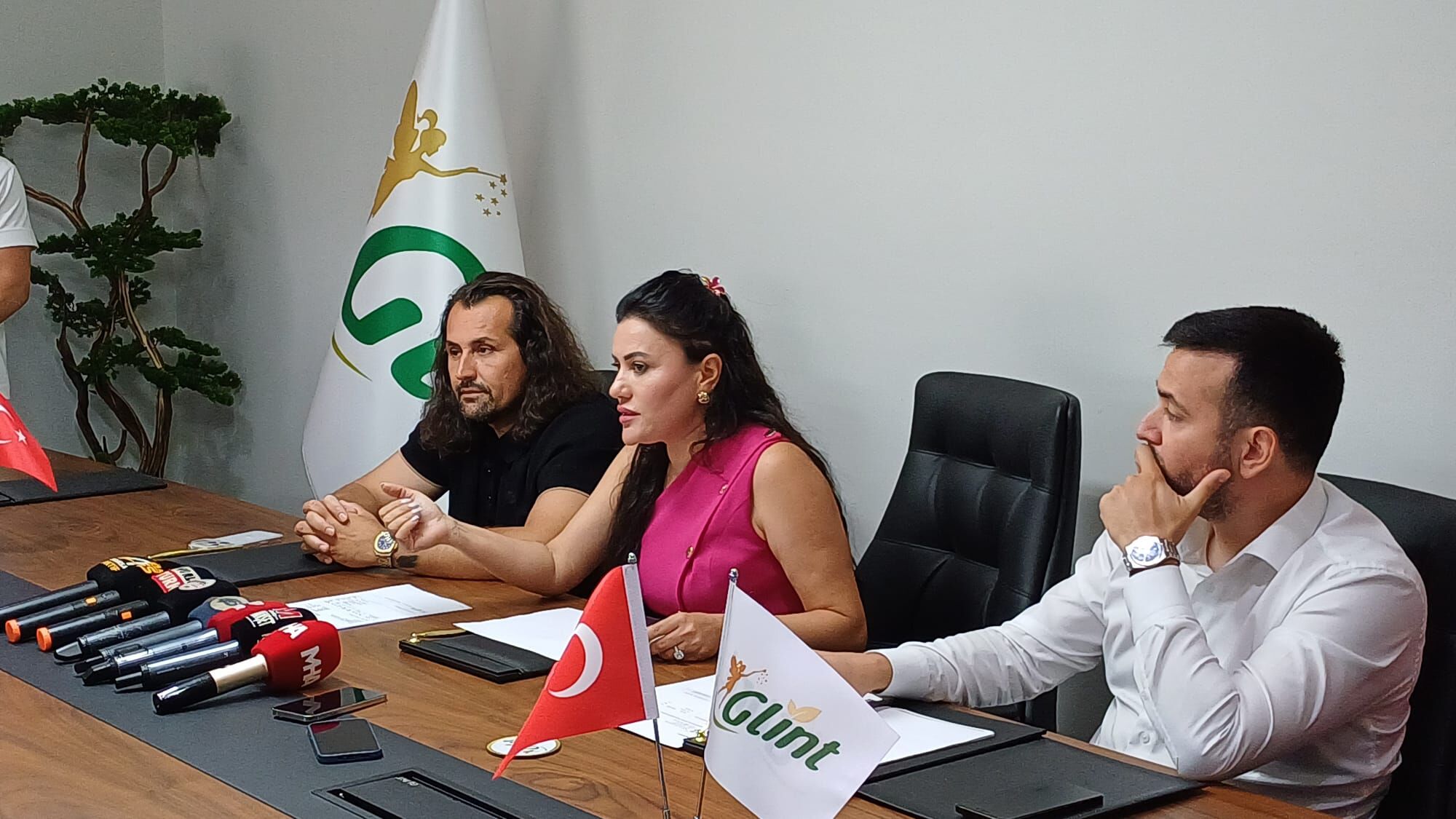 Glint Manisa Başkan