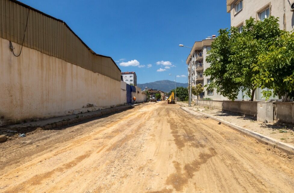 6 bin 300 ton asfaltla konforlu ulaşım