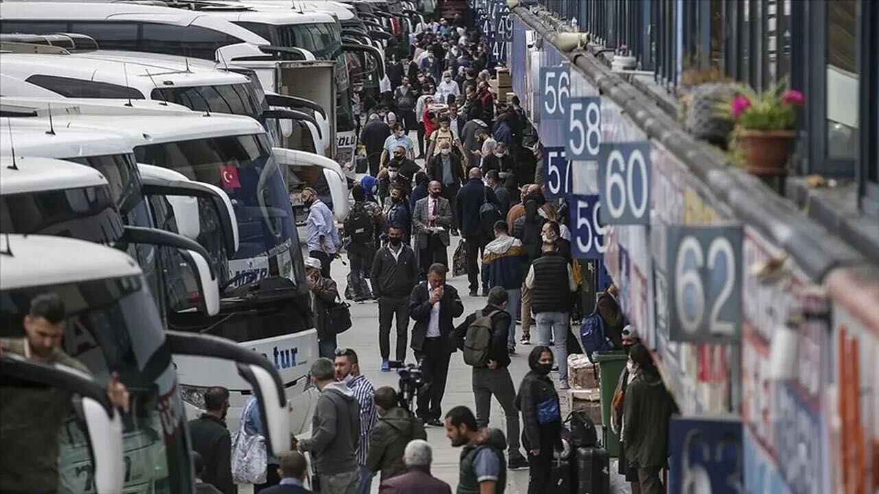 Izmir Istanbul Otobus Yolculugu1