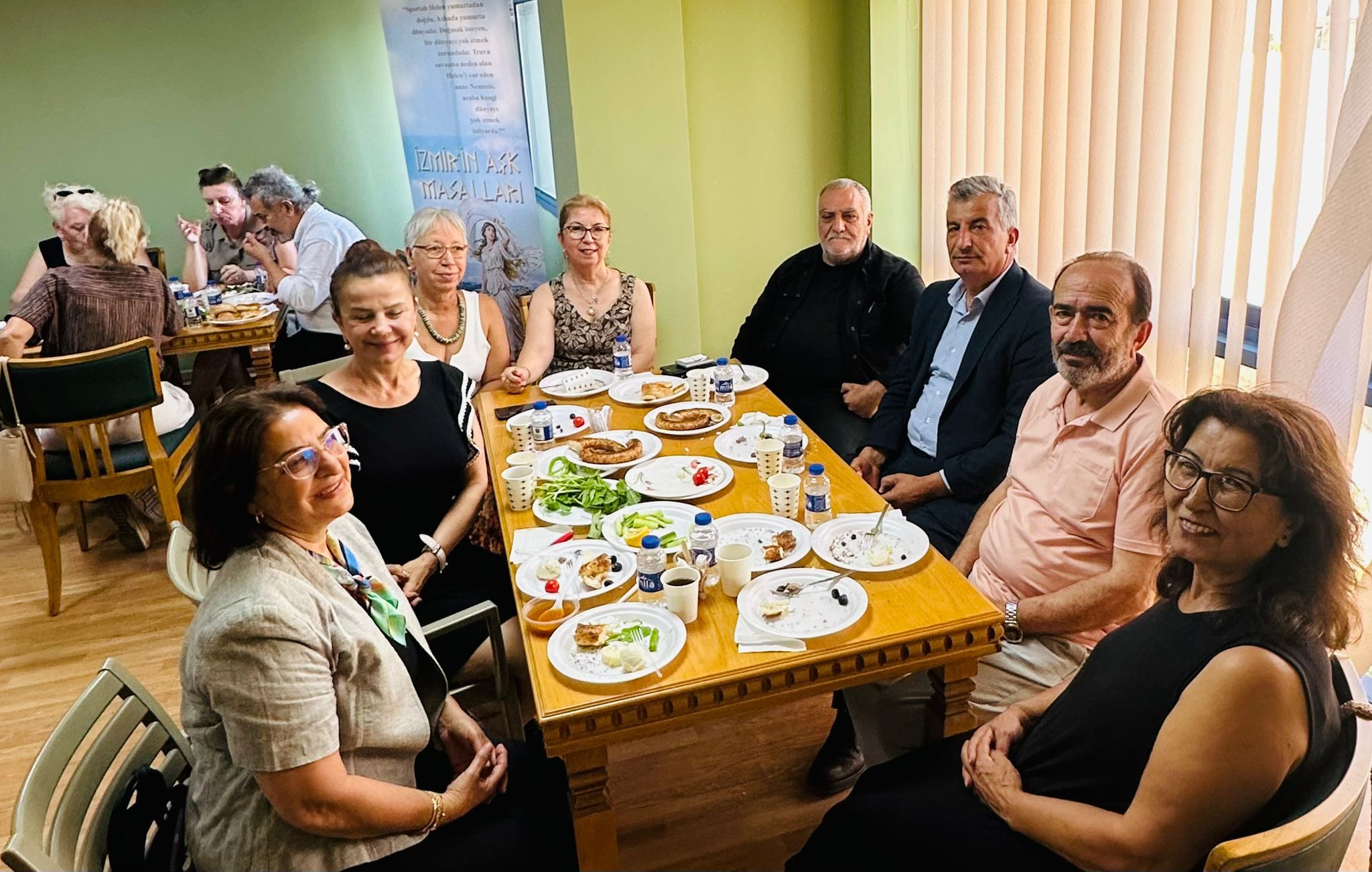 İzmir Sivil Toplum