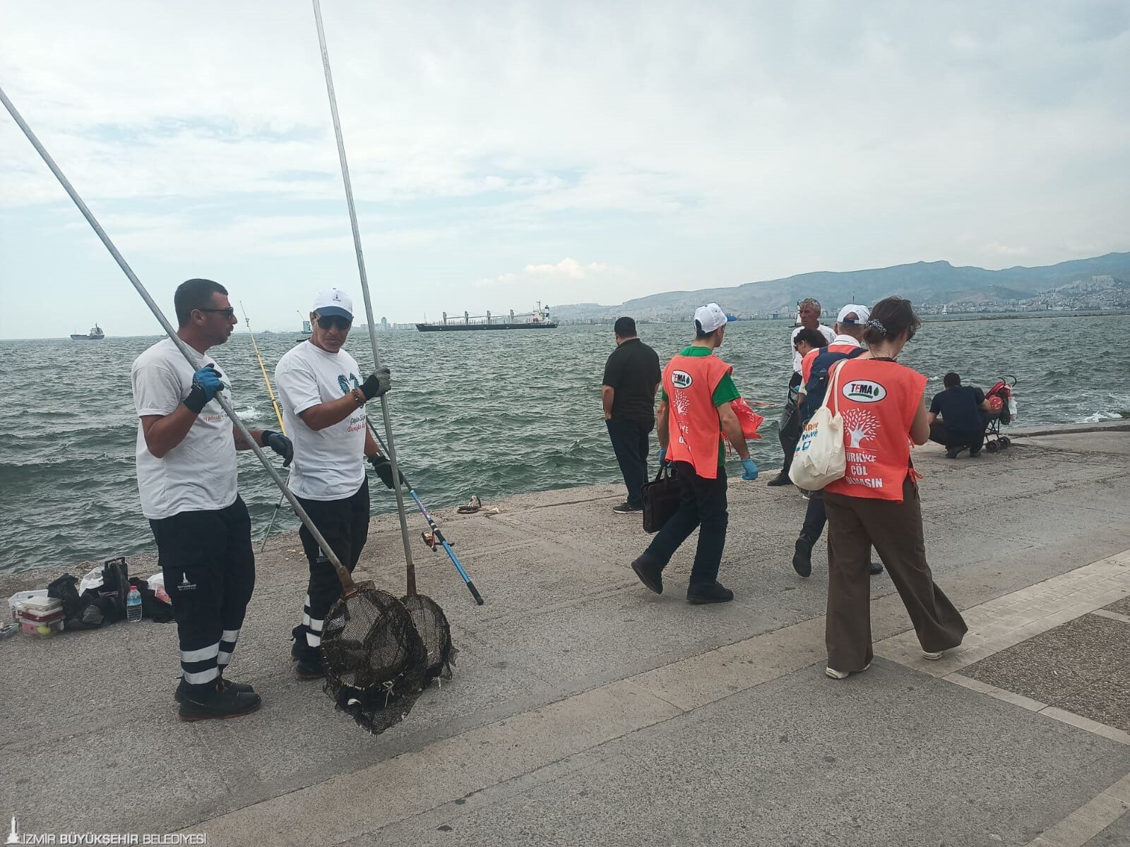 İzmir'de Çevre Için Gönüllü Iş Birliği (1)