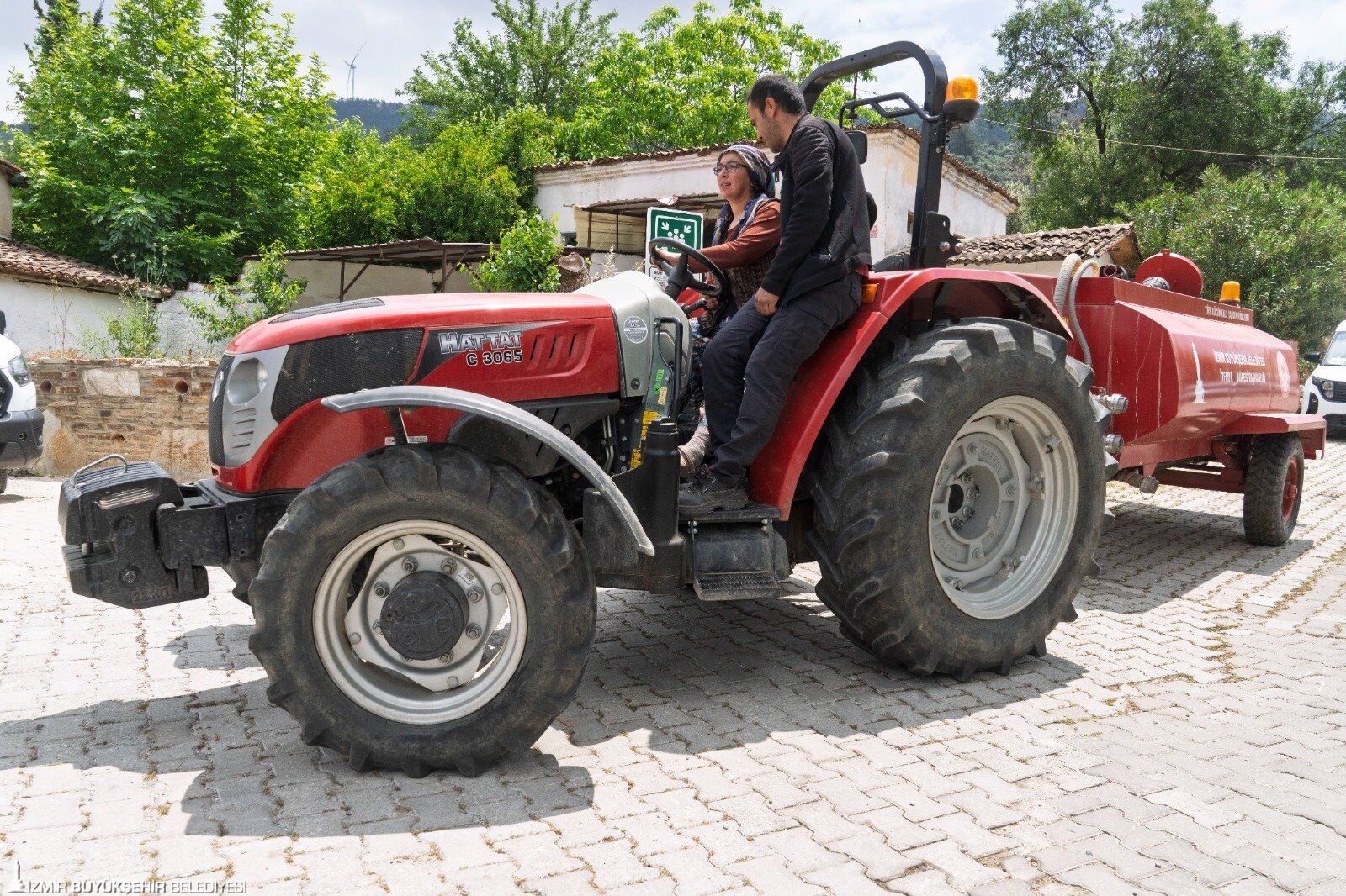 İzmir’de Küçükkale Köylüleri Yangın Savaşçısı Oldu (4)
