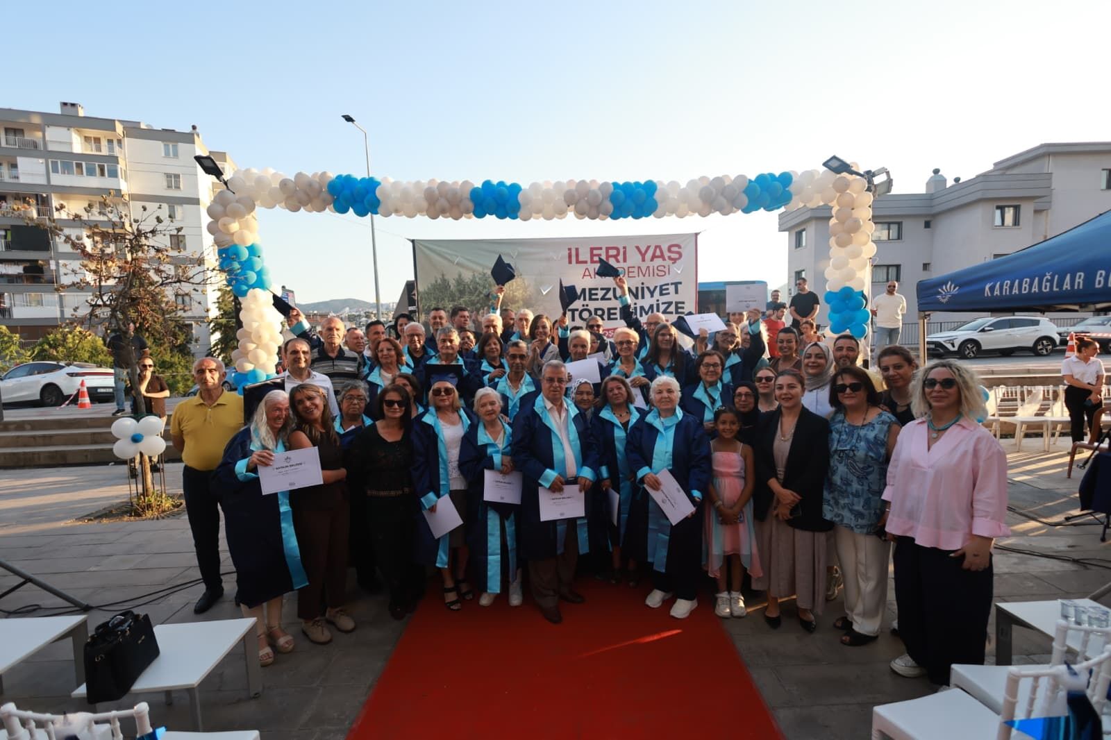 "Belediyecilik sadece asfalt dökmek değildir"