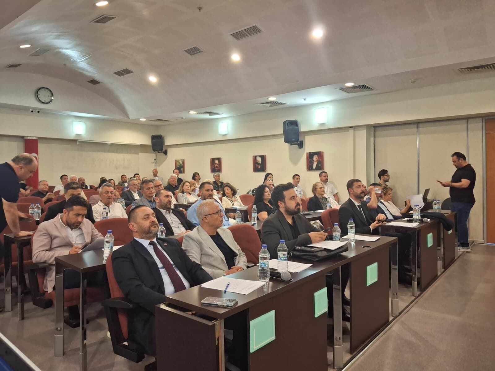 Karşıyaka Meclis 2