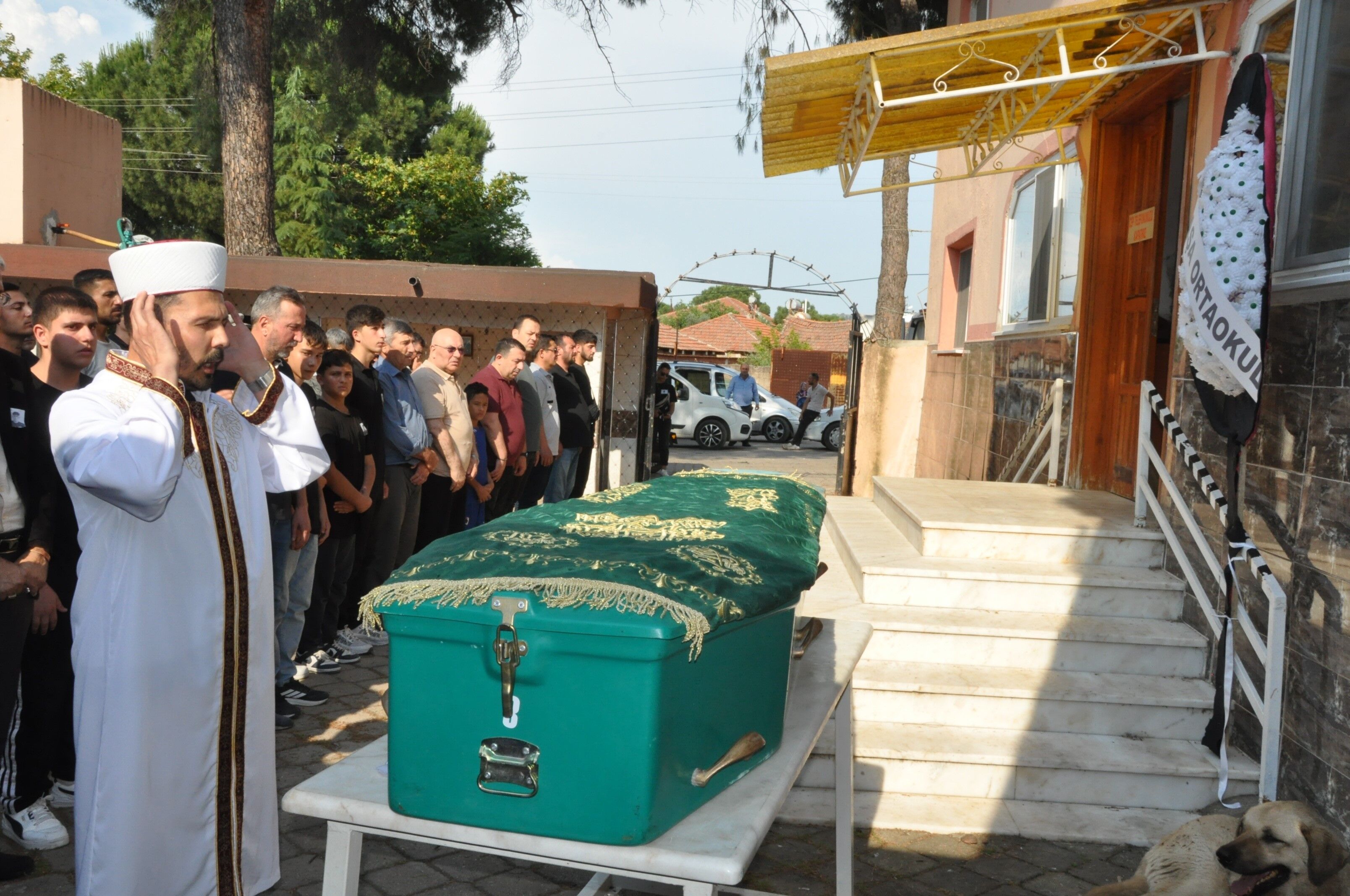 Karşıyaka’daki Cinayetten Dram Çıktı Cenaze