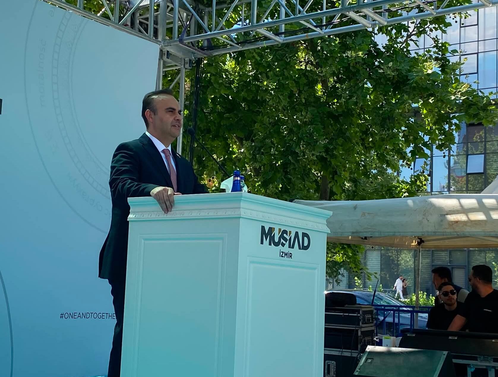Mehmet Fatih Kacır: Türkiye büyüme ve kalkınma yolculuğuna hız kesmeden devam ediyor