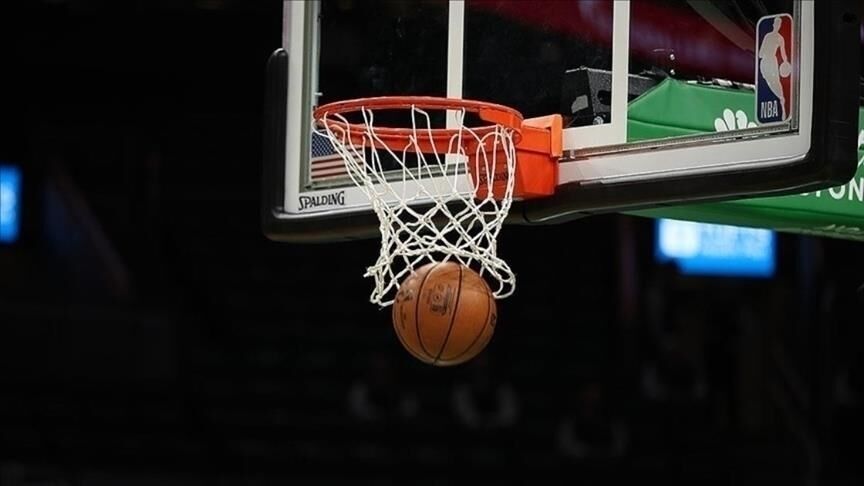 Knicks seride 1-0 öne geçti
