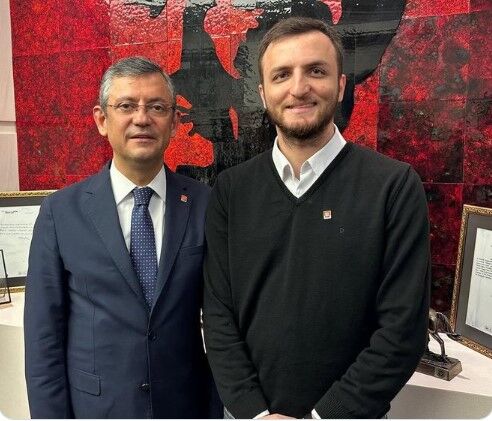 Özgür Özel ve Şöhret Can Kolsuz