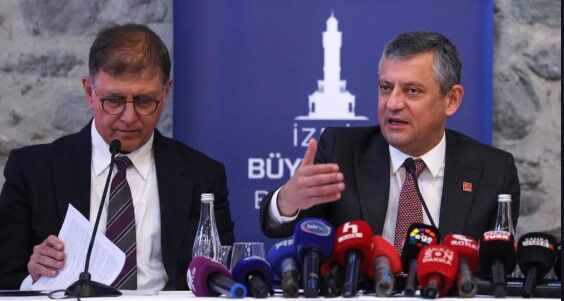 Cemil Tugay ve Özgür Özel