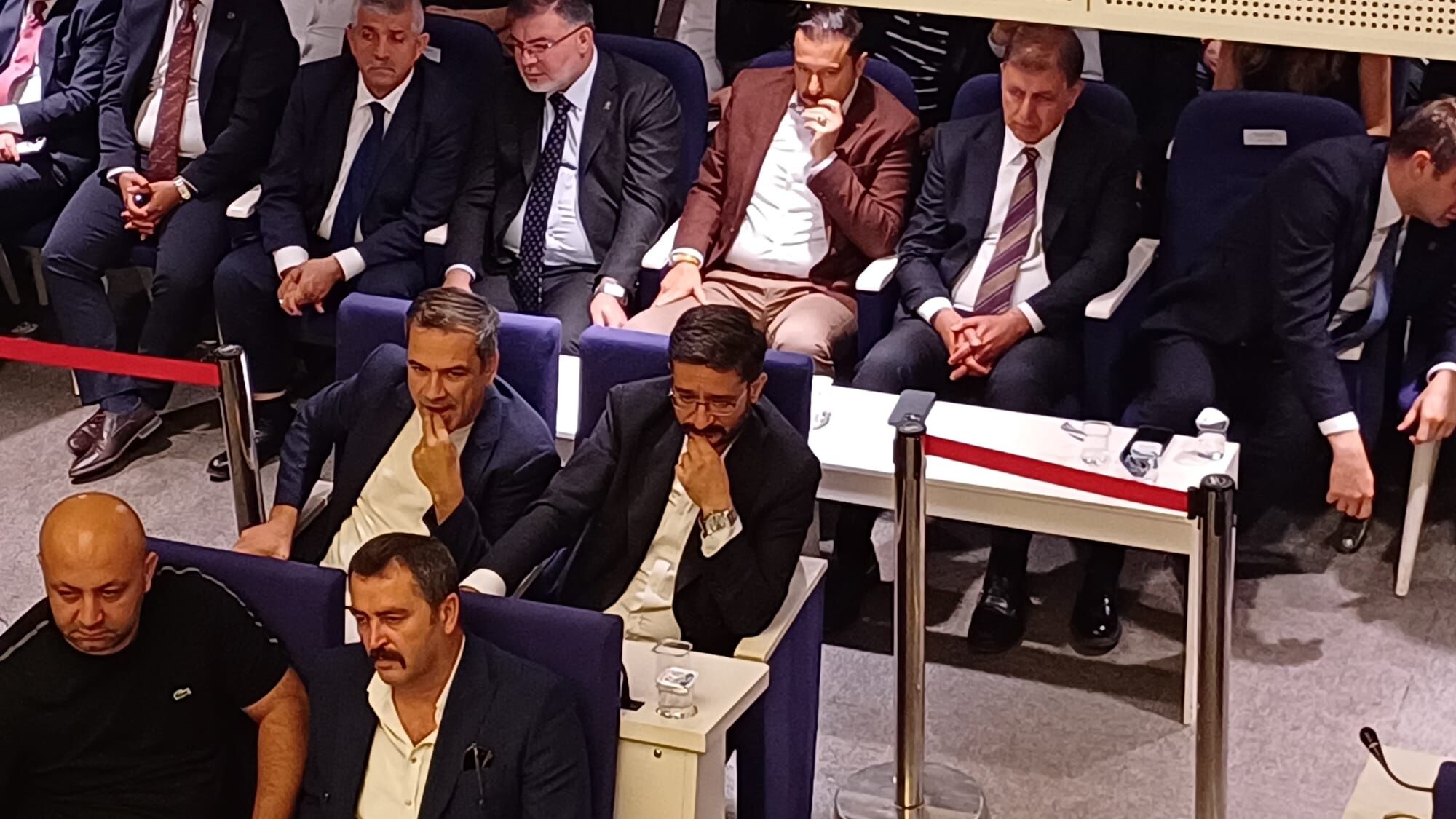 Kimler katıldı?