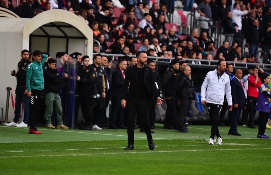 Altay Teknik Direktör Mehmet Can Karagöz-1