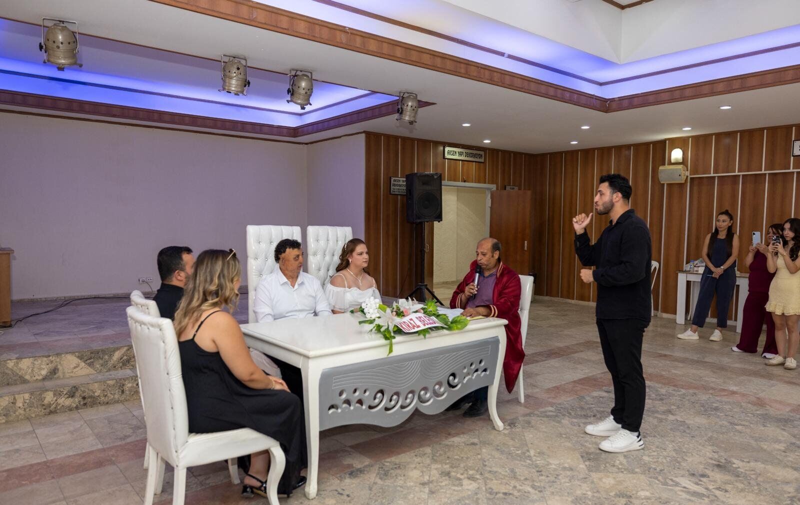 Aşka Işaret Diliyle “Evet” Dedil (1)