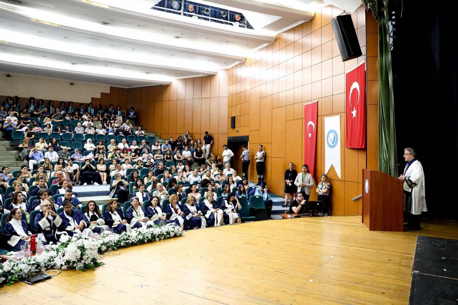 Deü Rektörü Prof. Dr. Bayram Yıl-1