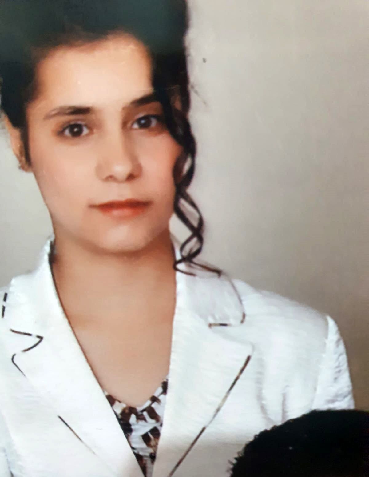 Ebru Koyunca (3)