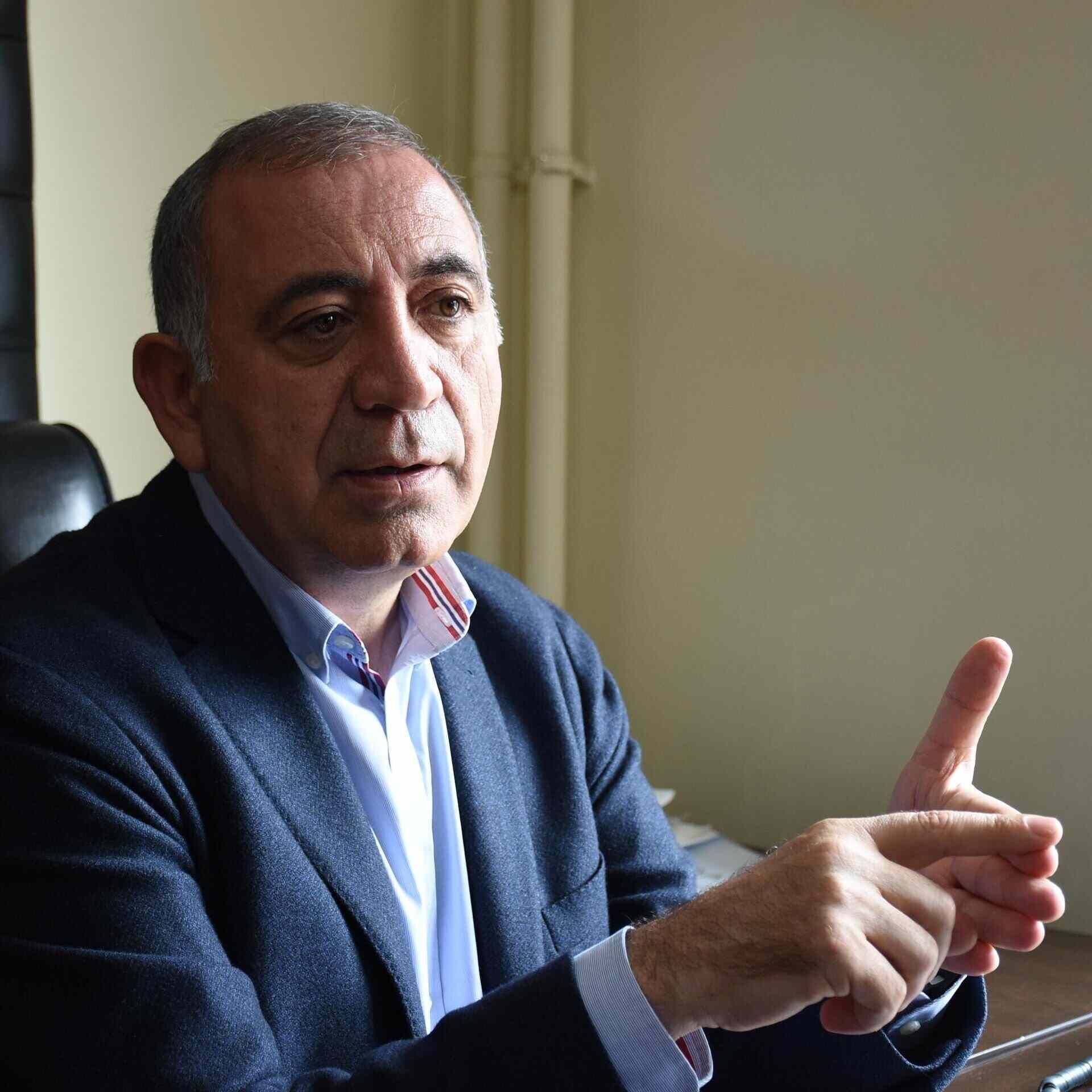 Gürsel Tekin