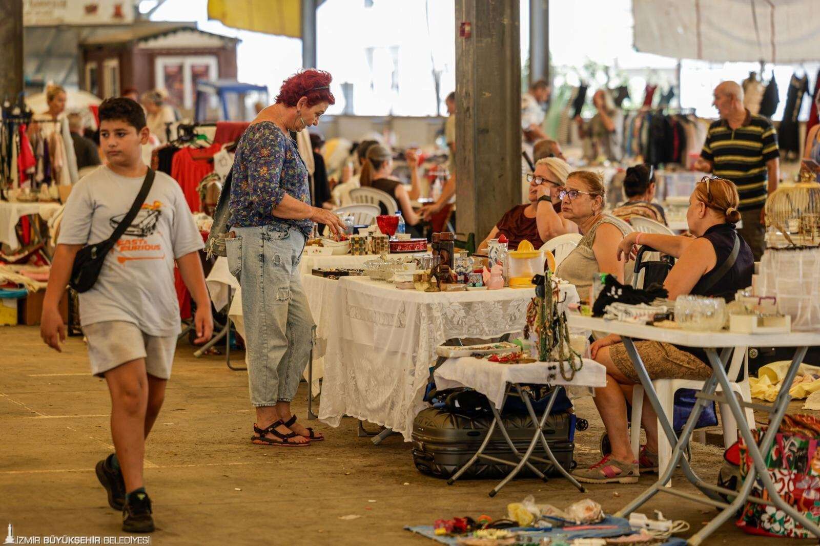Izmir Ikinci El Pazarı