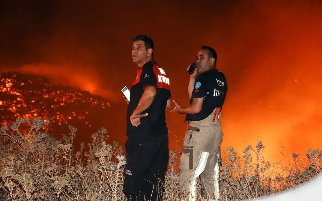 Çandarlı'da gece yarısı iki farklı alarm