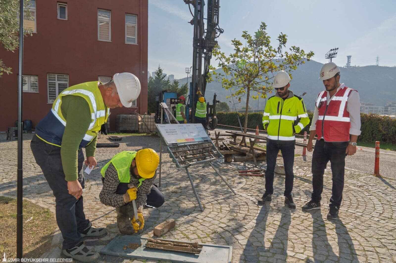 Karşıyaka Deprem 1