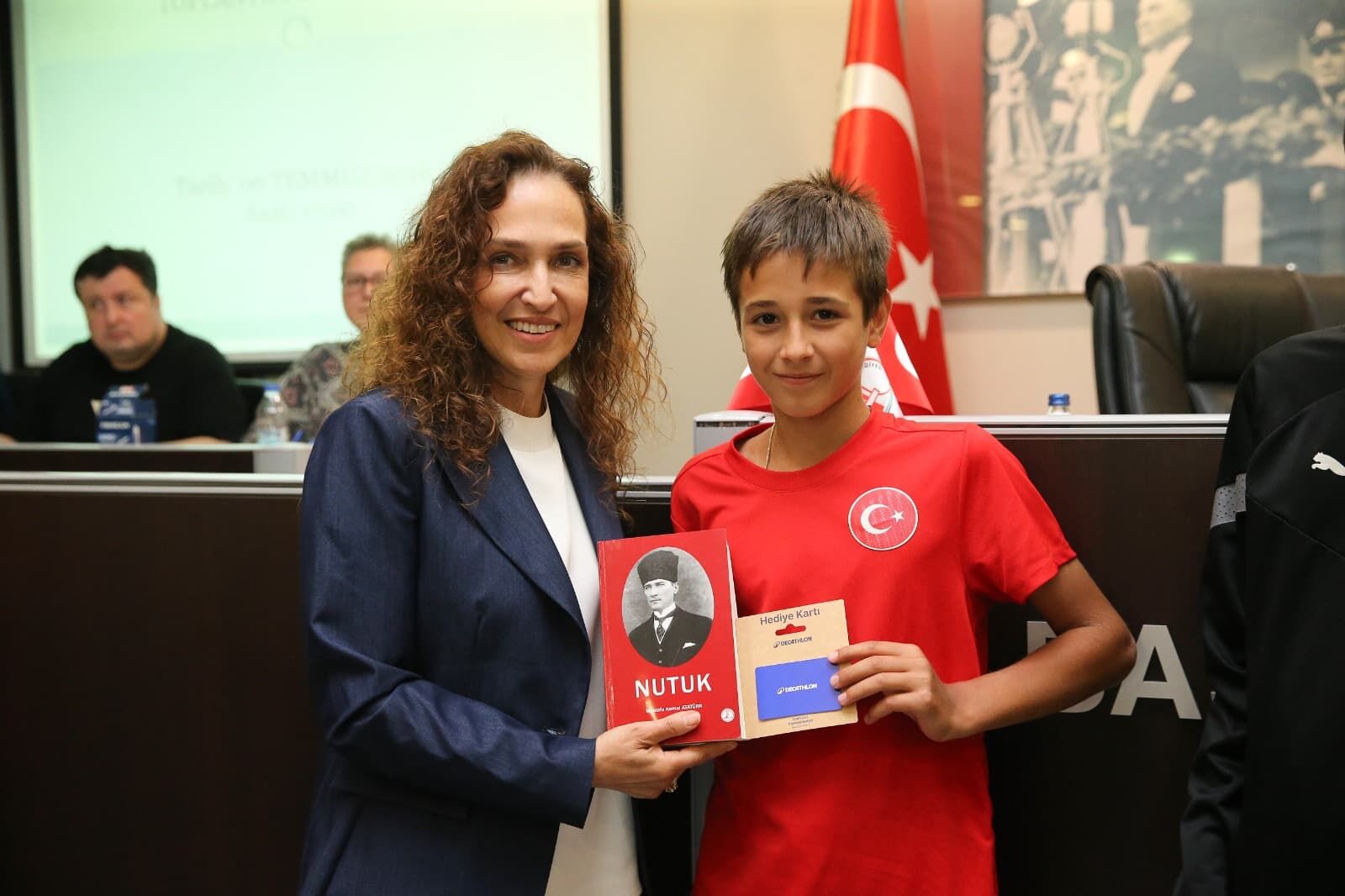 Karşıyaka Meclis Gururlandıran Başarı 2