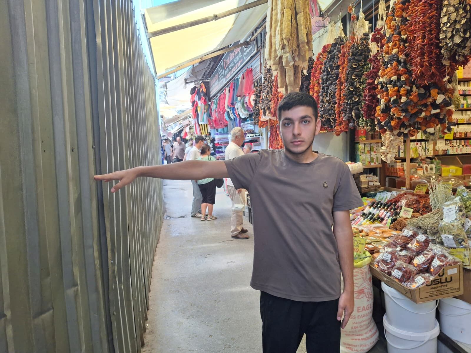Kemeraltı Kestane Pazarı (1)