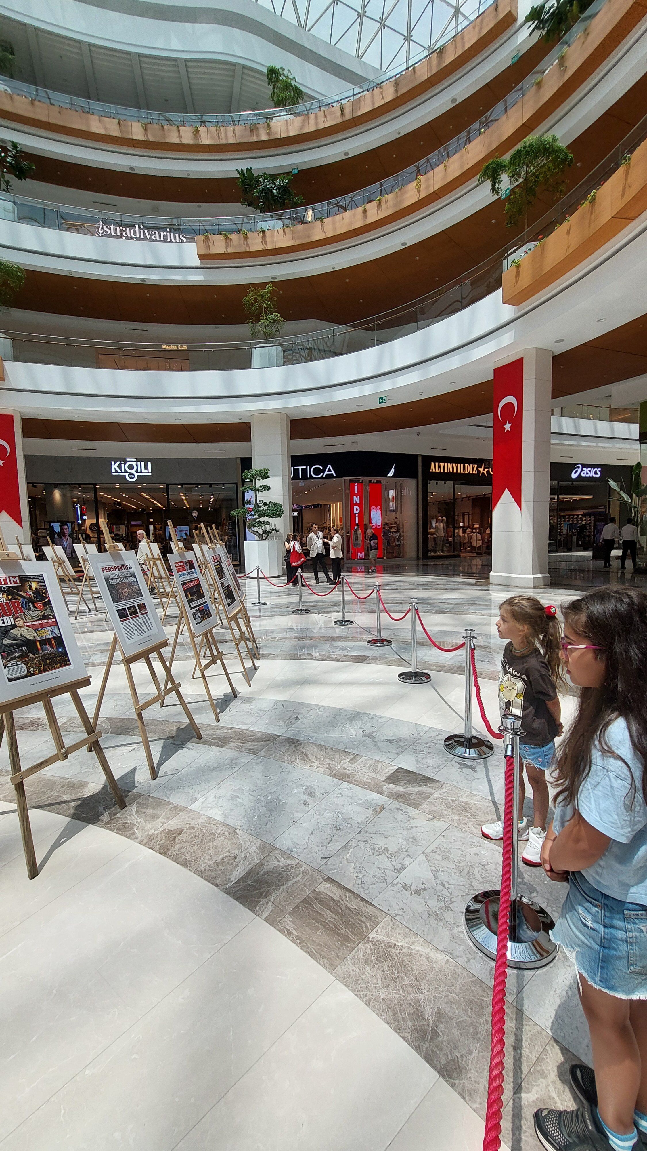 İkinci durak Tarihi Konak Meydanı olacak