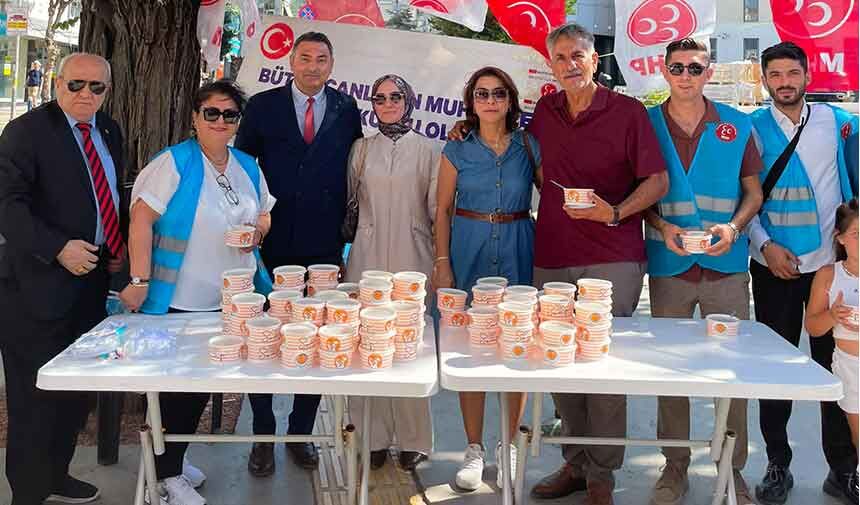 “Tuttuğumuz oruçların, yapılan hatırların ve edilen duaların hak katında kabul olmasını diliyoruz”