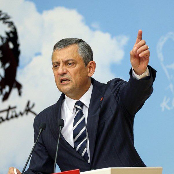 Özgür Özel-125