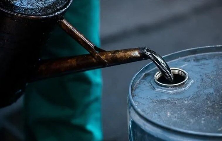Brent petrol 90 doların altına geriledi