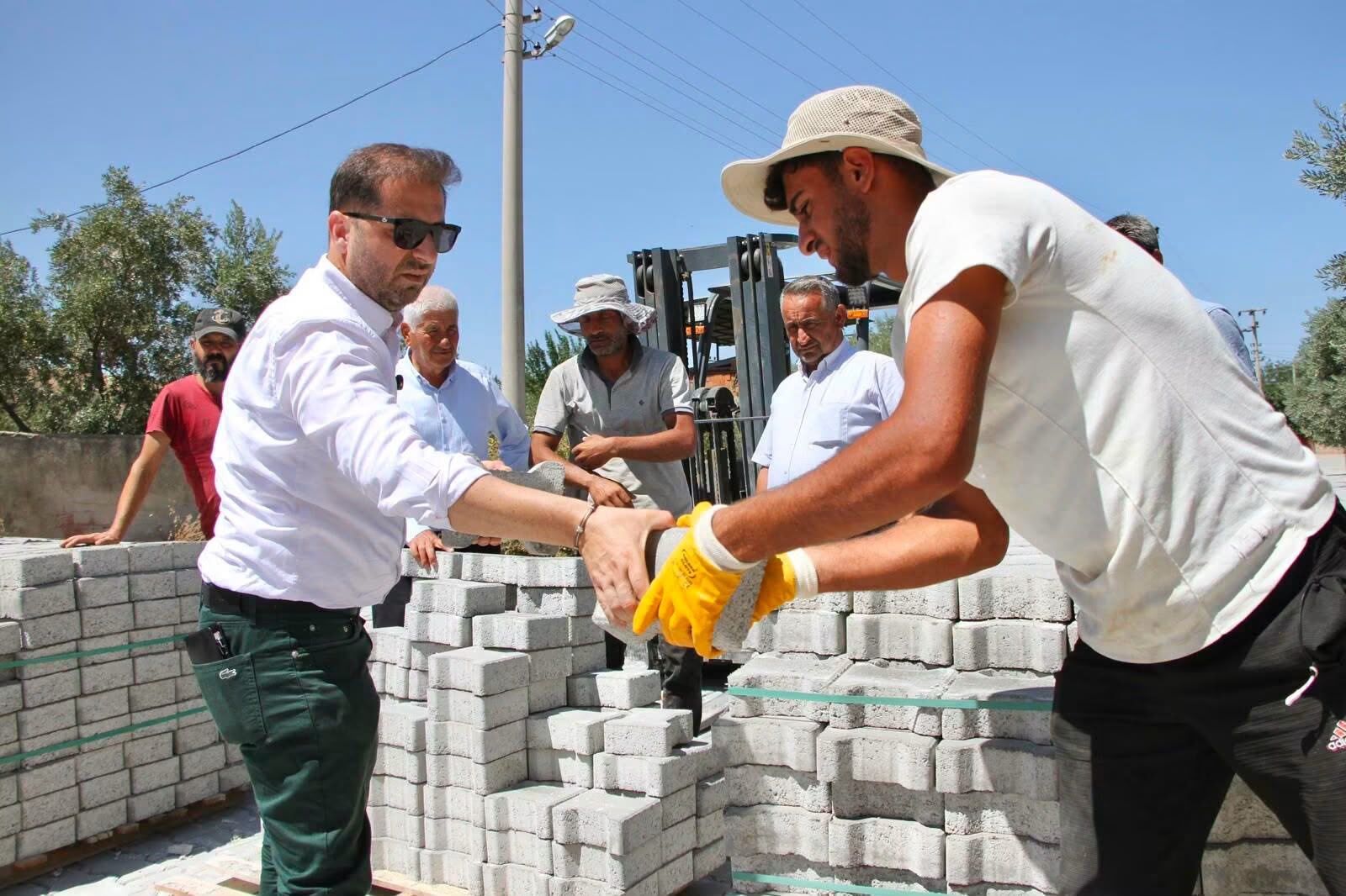 Tedavisi süren muhtara geçmiş olsun mesajı