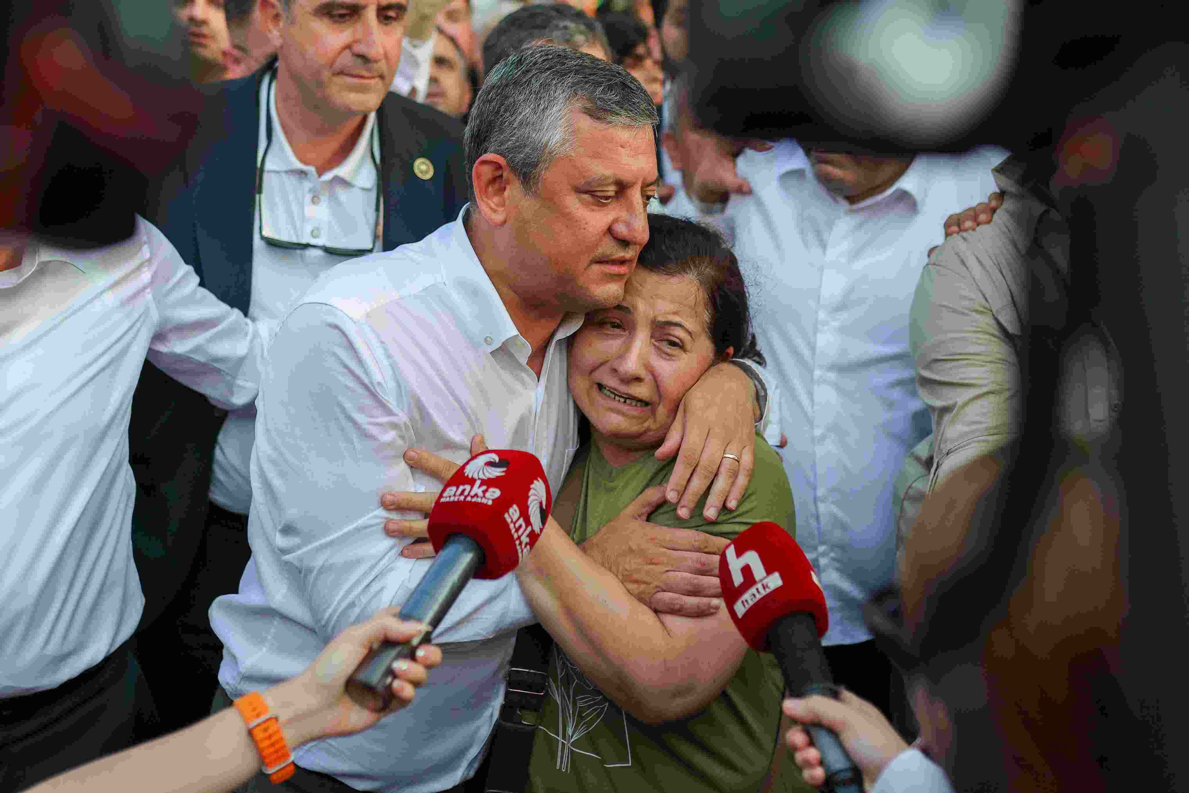 Özgür Özel