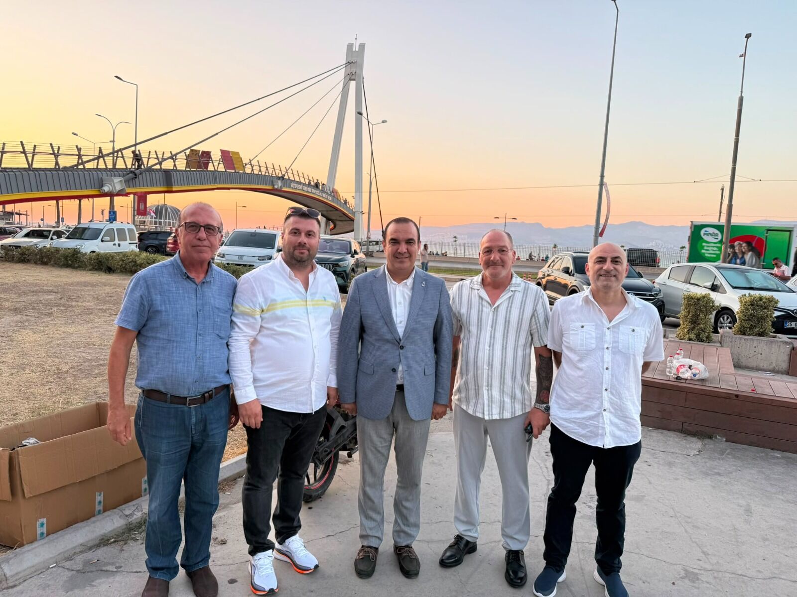 "Sokakta olmaya devam edeceğiz"