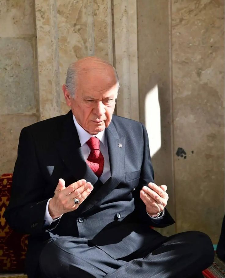 Adı Gibi Devlet